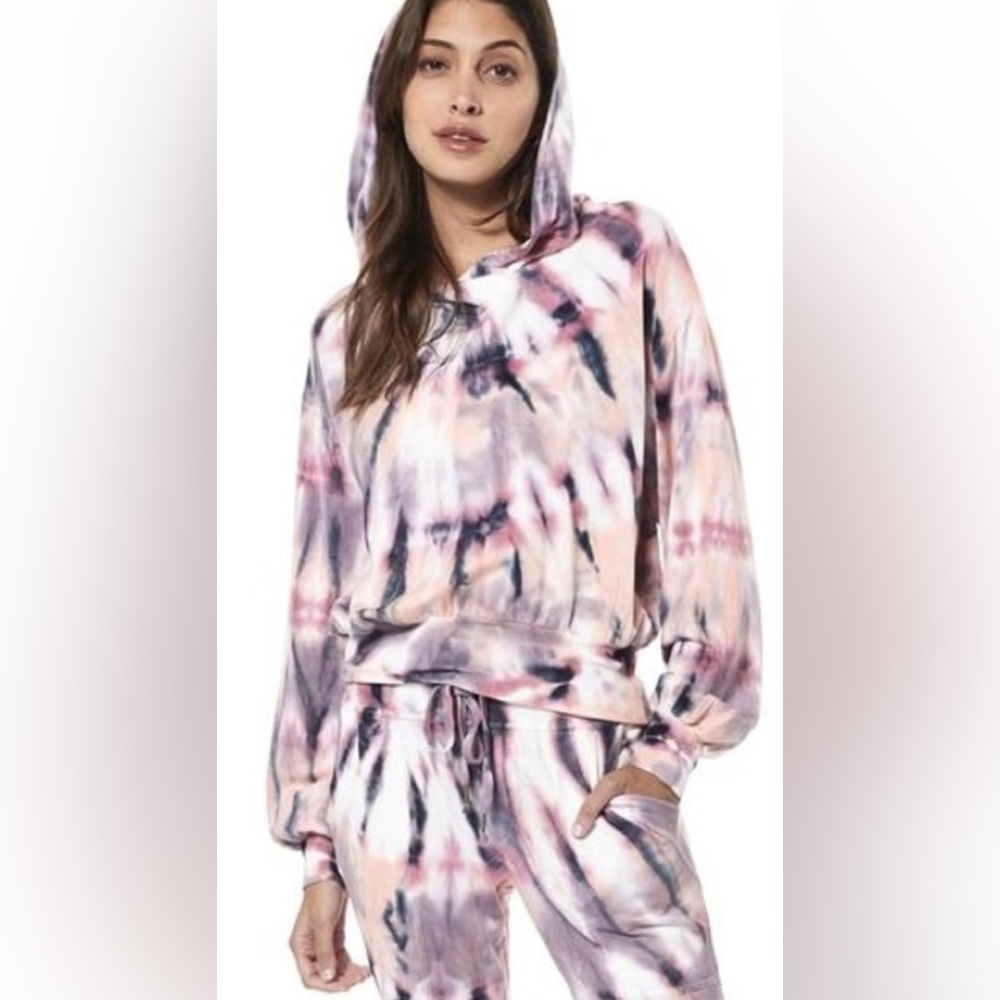 💥PRICE DROP💥 YFB Tie Dye Jogger Set* (2)  Both size small
